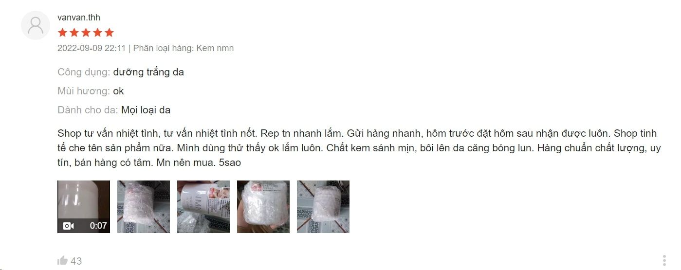 Đánh giá từ người dùng trên mạng xã hội