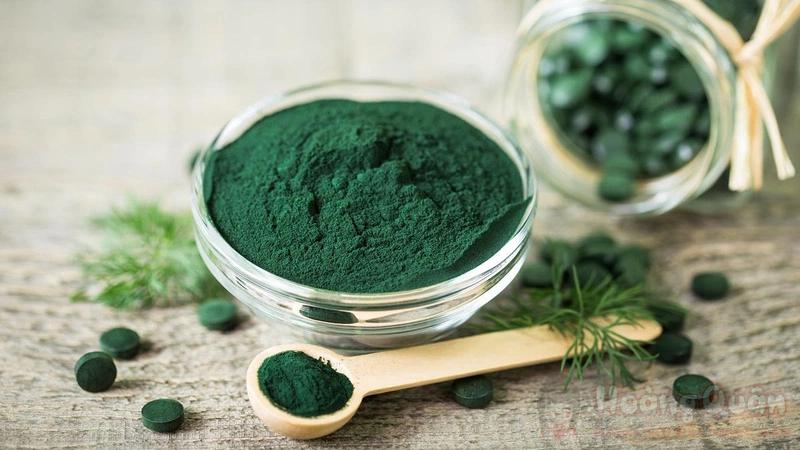 giải đáp có nên uống tảo xoắn thường xuyên không