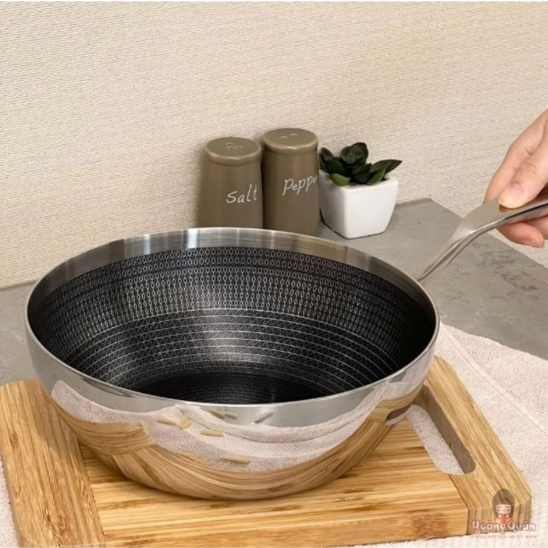 Chảo Inox chống dính hoa văn nổi Tri-Ply đáy liền sâu lòng Kaiyo 26cm